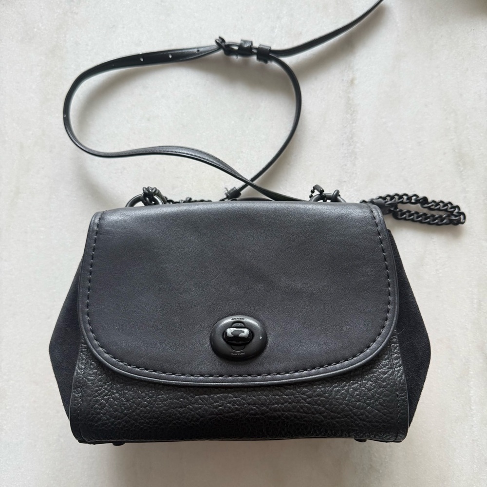 COACH Faye Crossbody Purse Bag All Black Pebbled Leather Flap F1880-F22349